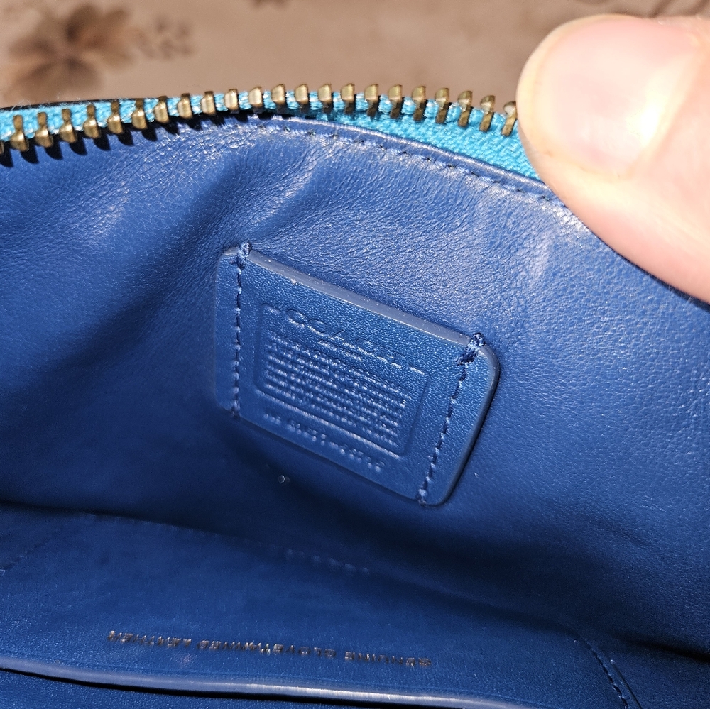 Coach New York Teal Zip Pouch Wristlet - Picture 3 of 5